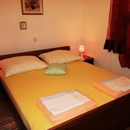 Dijana Apartamento